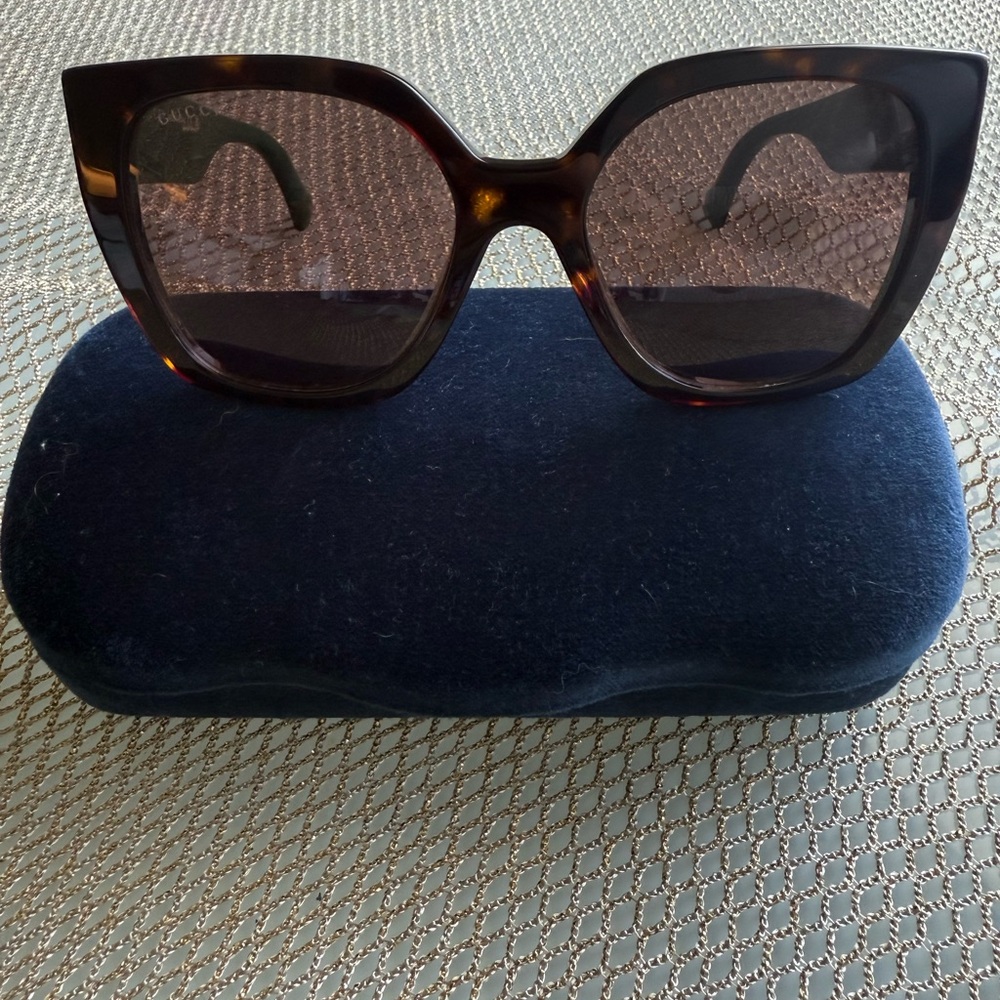 Gucci Brown Oversized Sunglasses